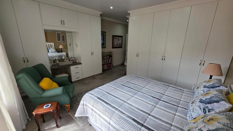 2 Bedroom Property for Sale in Dana Bay Western Cape